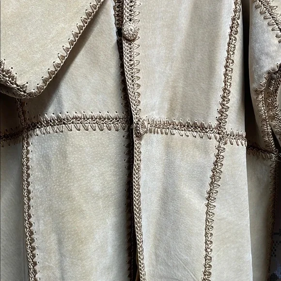 70's Vintage suede leather jacket. Boho style in pristine condition. - Picture 3 of 8